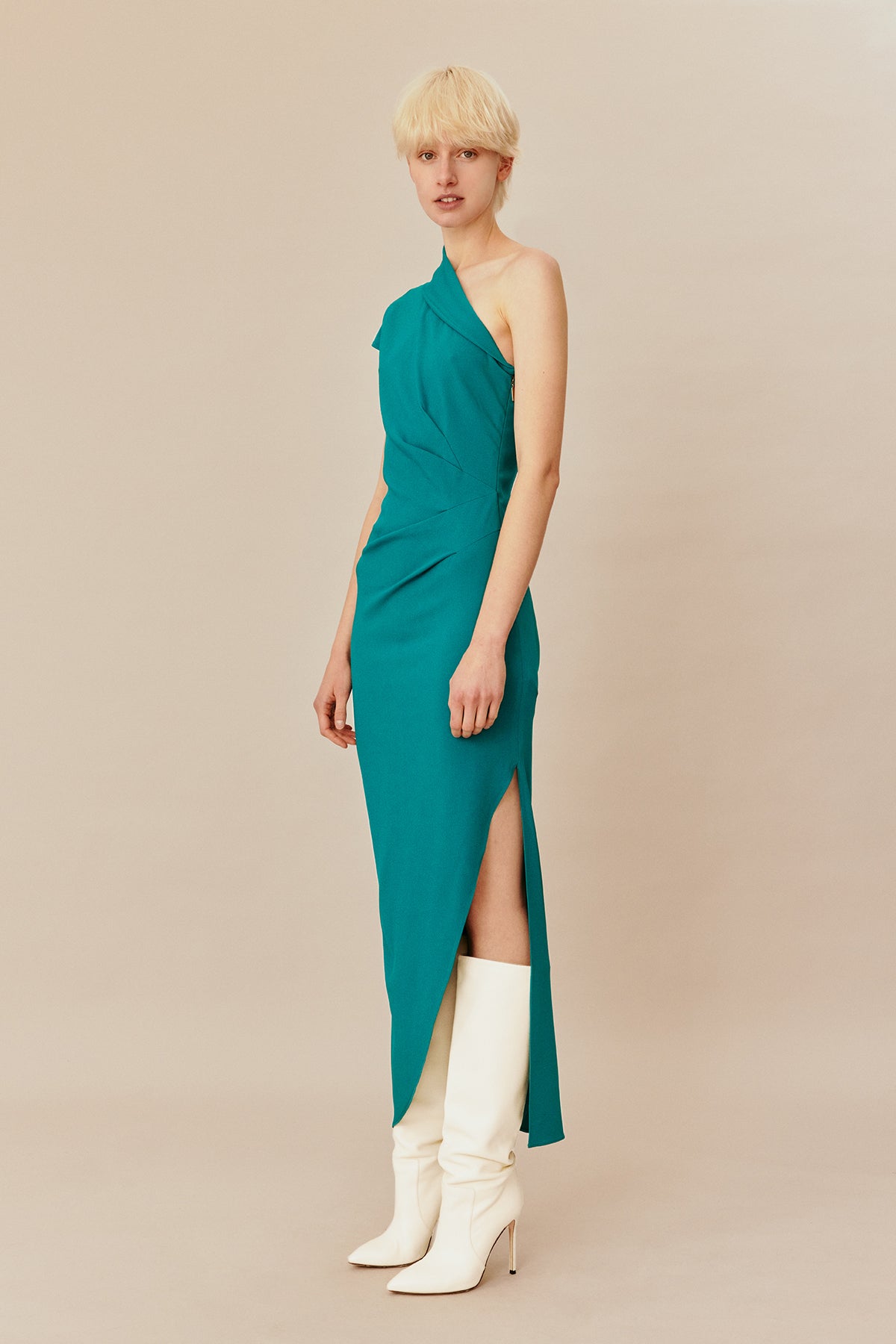 Eternal Note Structured Gown